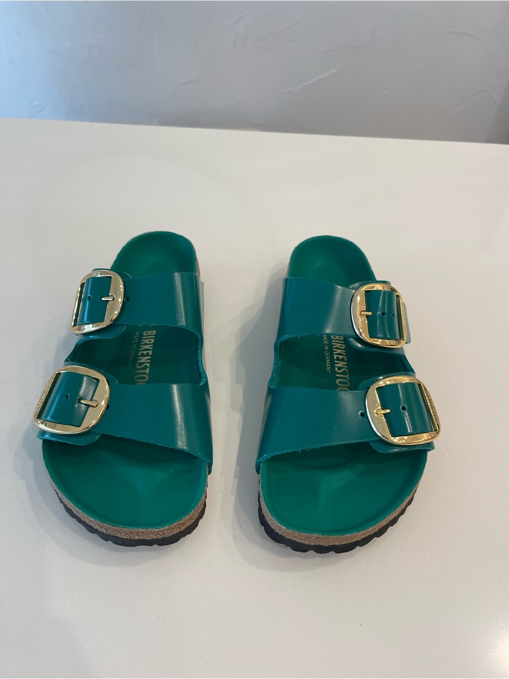 Birkenstocks green Arizona sandal with big gold buckle Size 38 - Picture 8 of 11